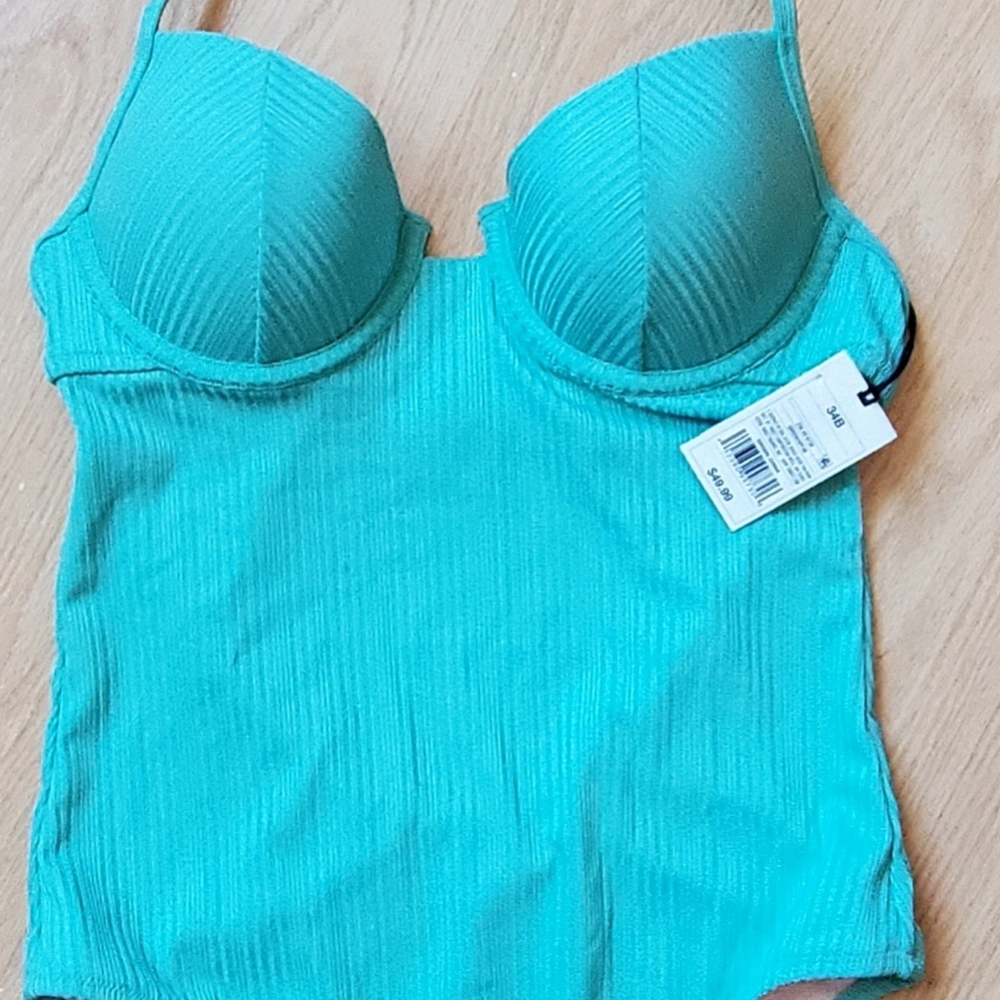 Shade & Shore woman's one piece swimsuit size 34B.